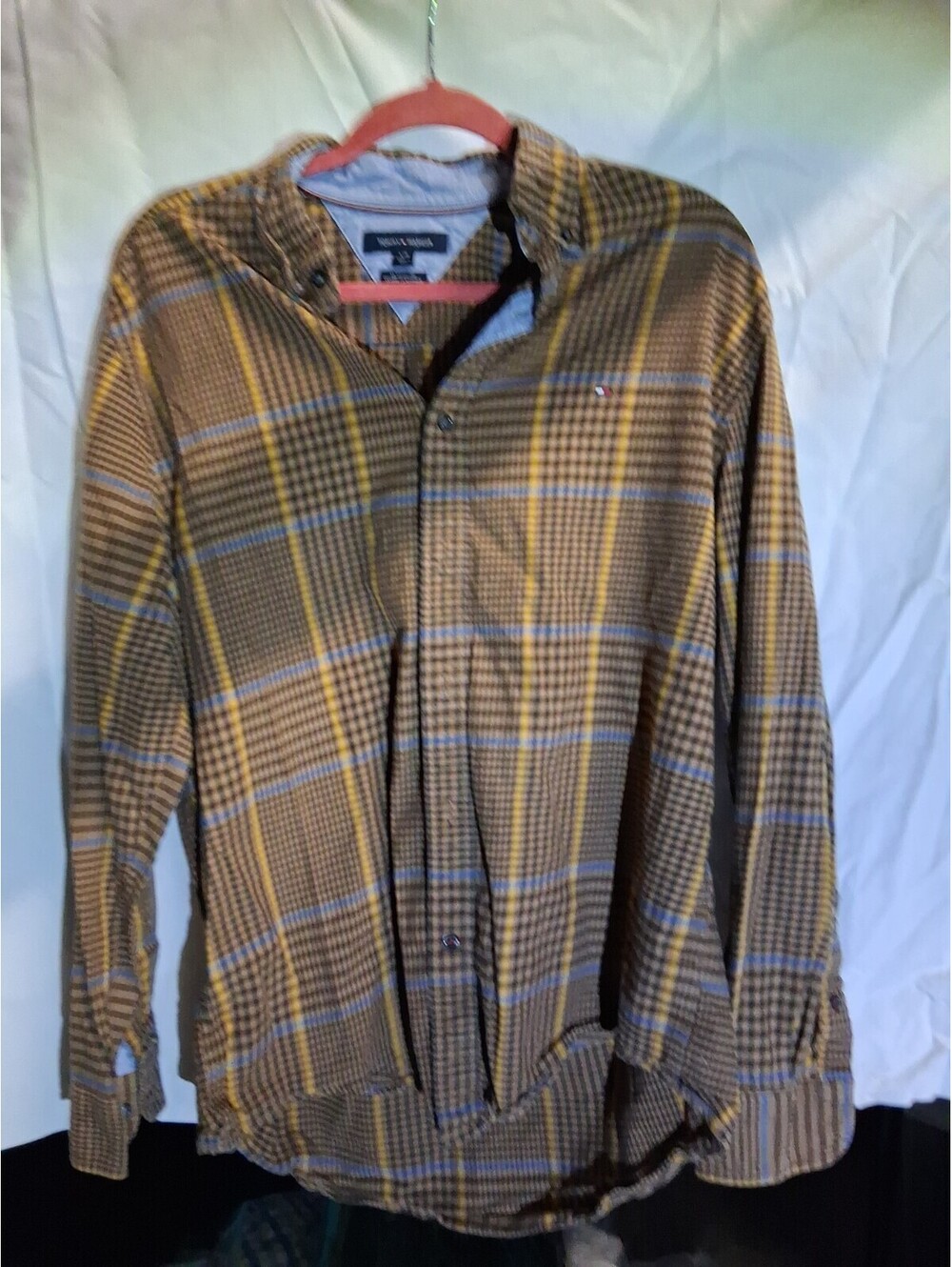 Tommy Hilfiger Men Classic Fit Stretch Plaid Button Down Shirt Tan Navy Large G2
